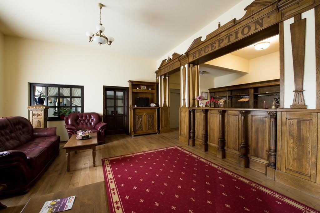 Hotel Castel Royal Mosnita Noua Dış mekan fotoğraf