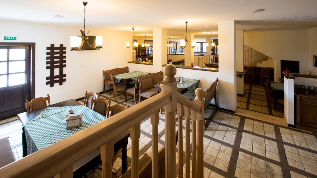 Hotel Castel Royal Mosnita Noua Dış mekan fotoğraf