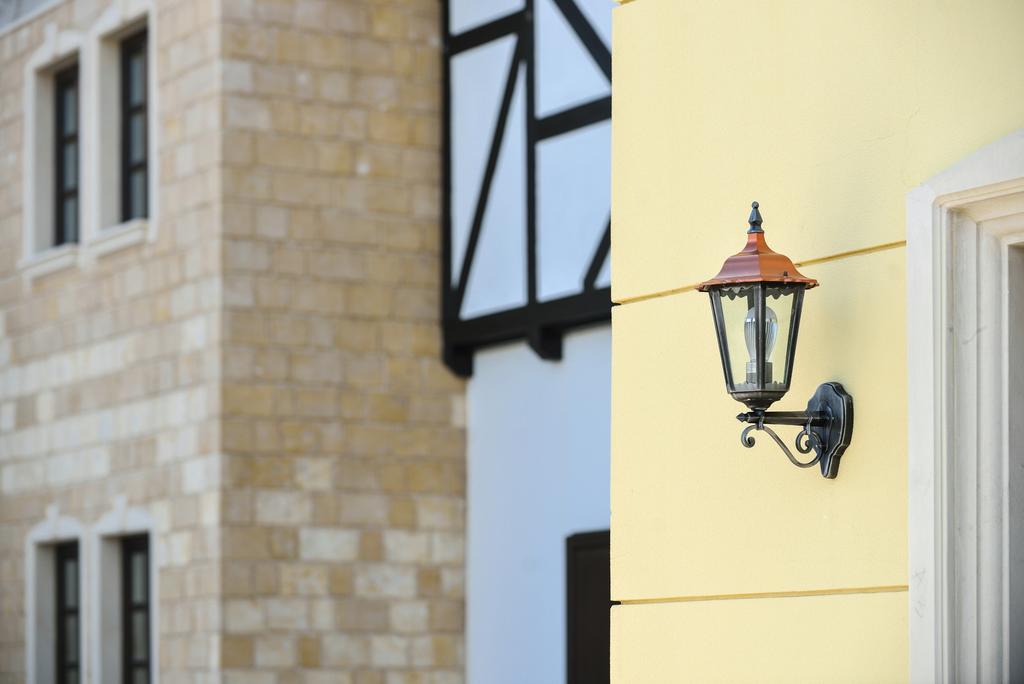 Hotel Castel Royal Mosnita Noua Dış mekan fotoğraf