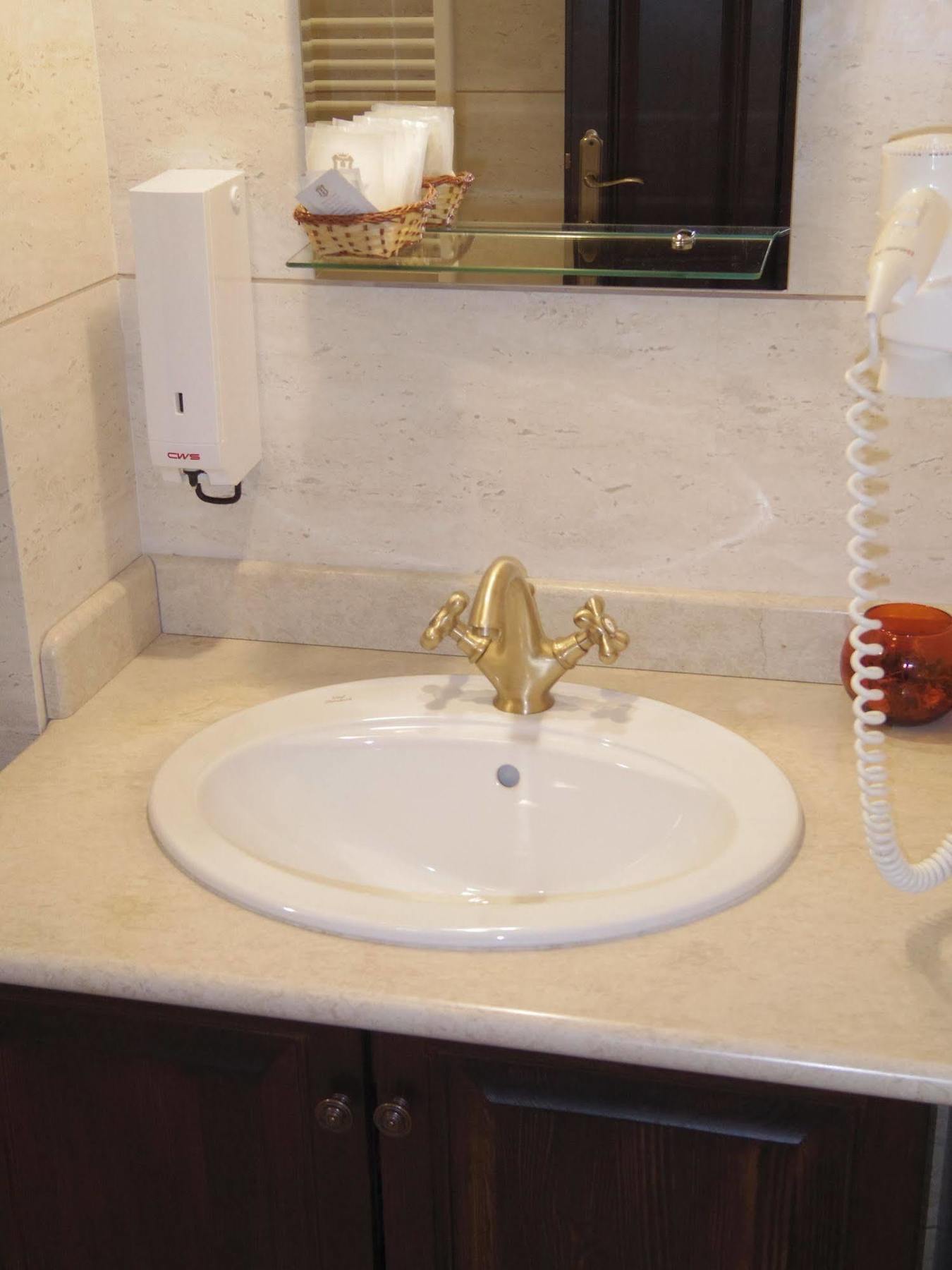 Hotel Castel Royal Mosnita Noua Dış mekan fotoğraf