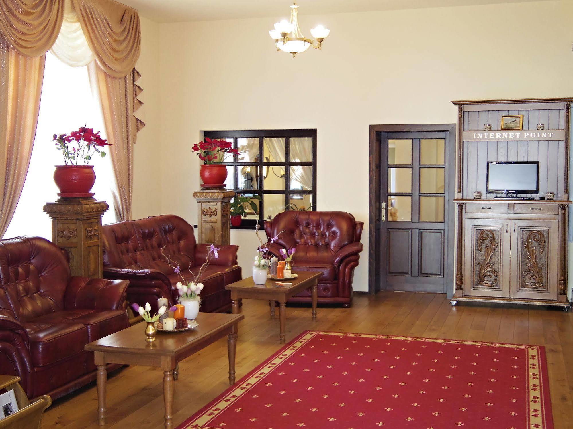 Hotel Castel Royal Mosnita Noua Dış mekan fotoğraf